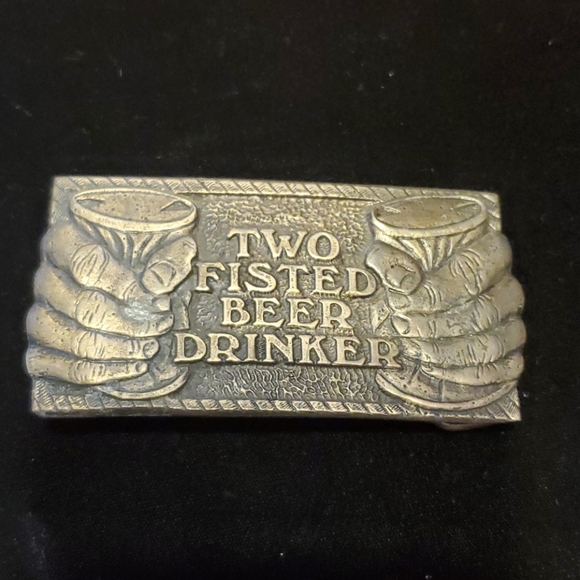 Private Label Other - VINTAGE two fisted beer drinker belt buckle